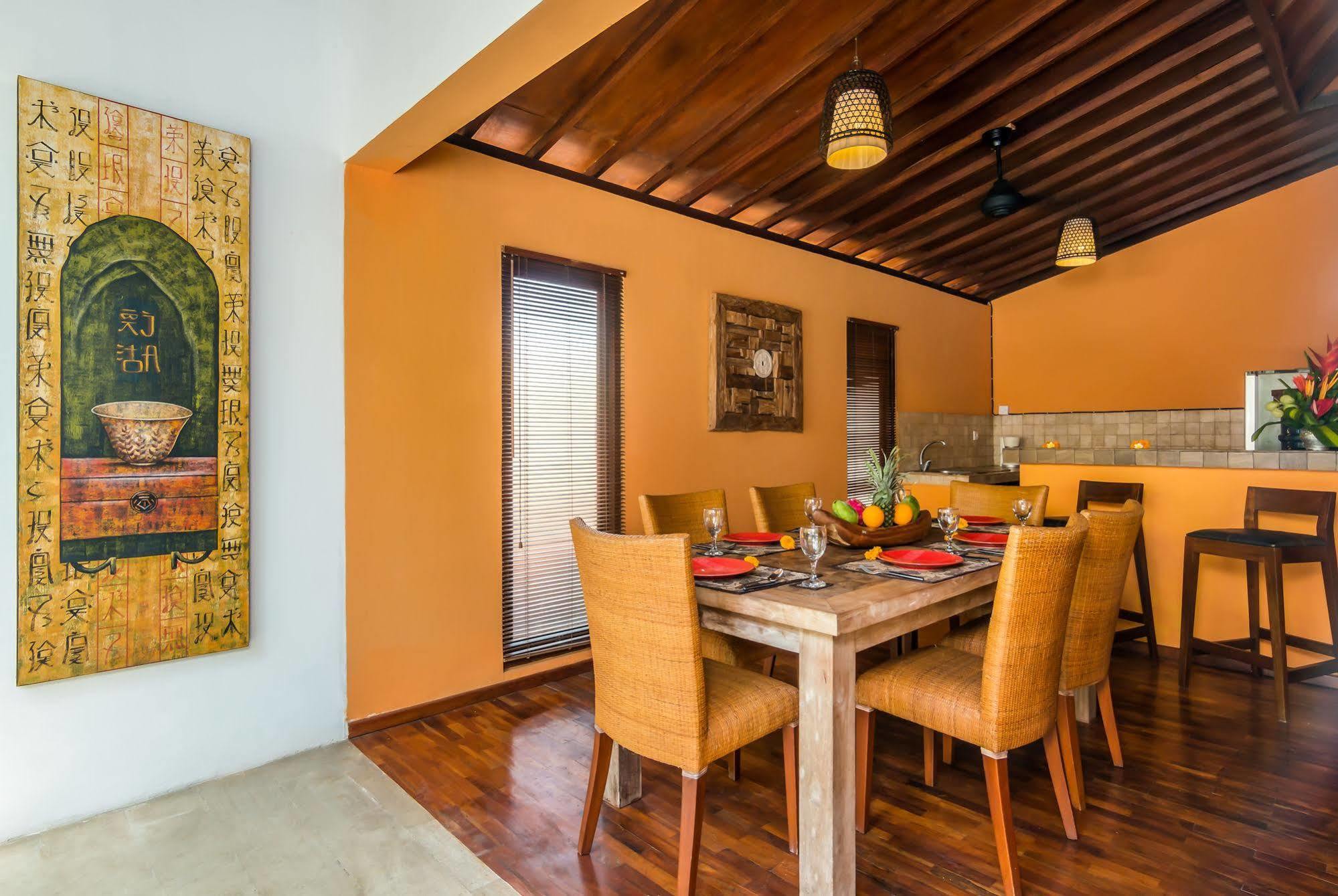 Villa Bisi Seminyak  Luaran gambar
