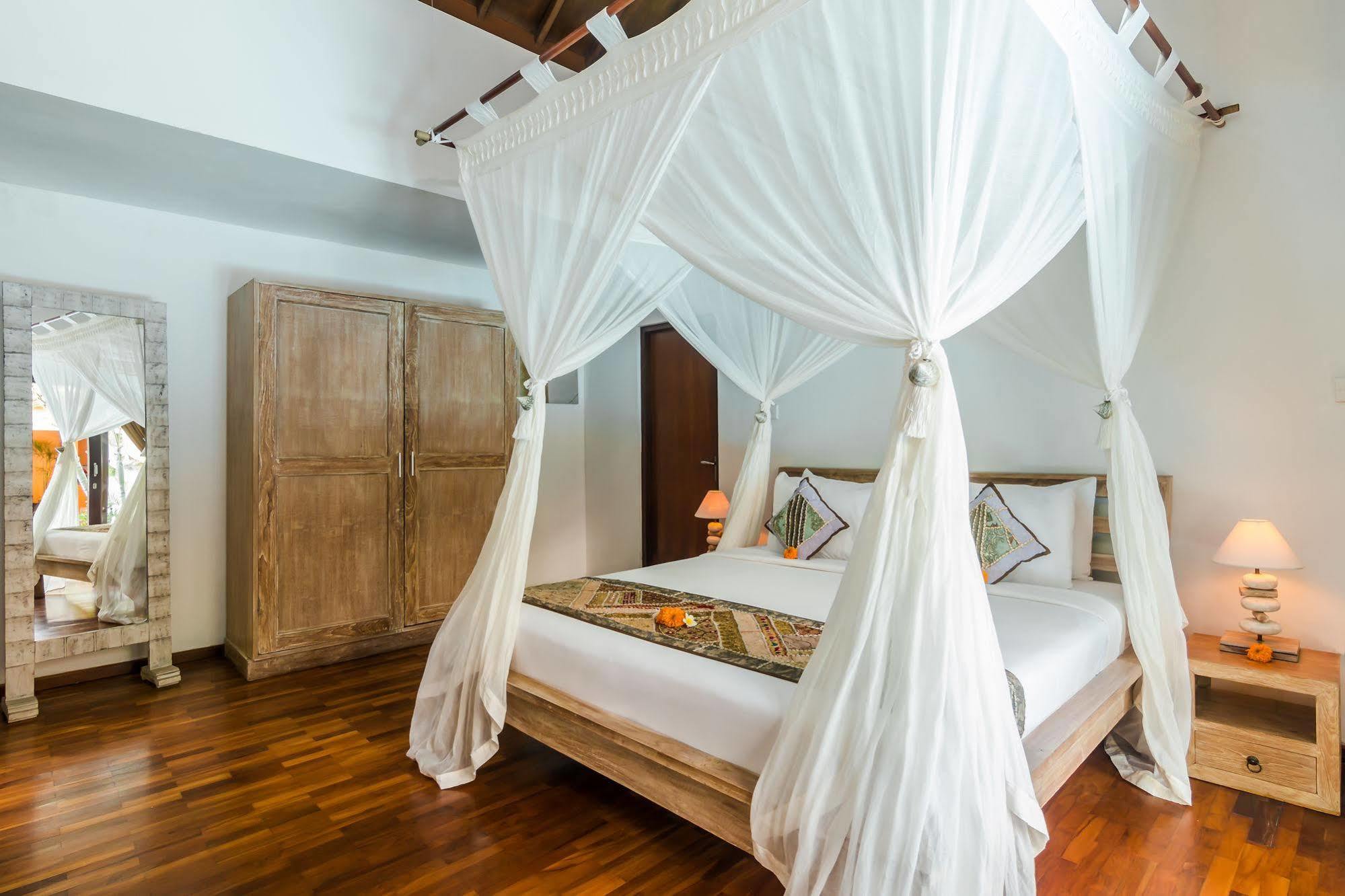 Villa Bisi Seminyak  Luaran gambar